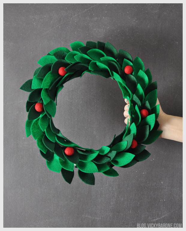 DIY Felt Holly Wreath | Vicky Barone