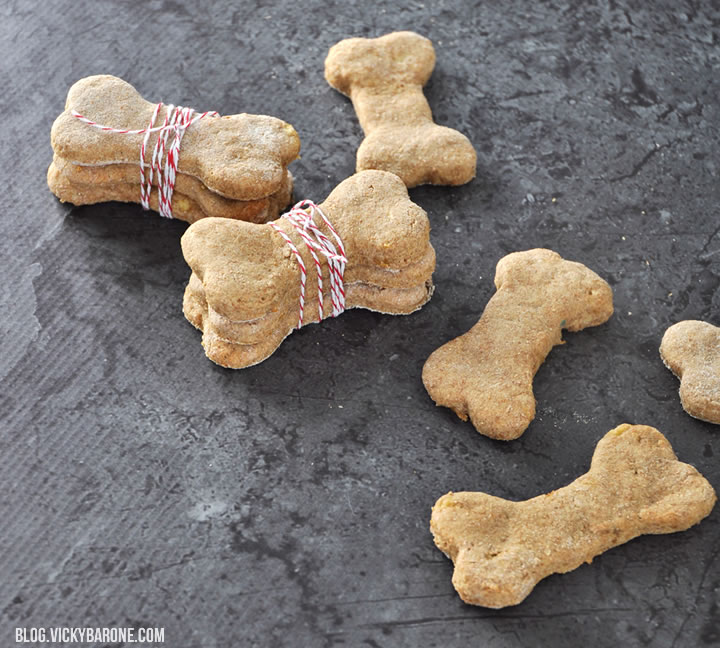 Peanut Butter & Banana Dog Treats | Vicky Barone
