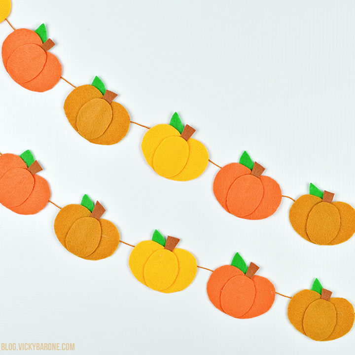 Felt Pumpkin Garland DIY | Vicky Barone