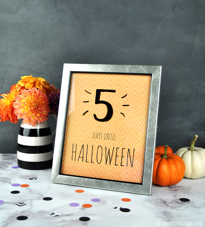 Halloween Countdown Frame | Vicky Barone